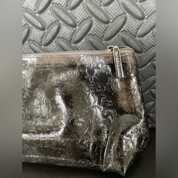 NEW with tags Bath and Body Works Cosmetic Bag - Picture 2 of 8